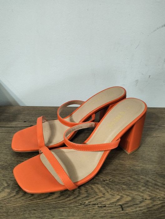 Saboți Amisu noi 36