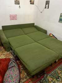 Раскладной диван кровать в хорошем состоянии