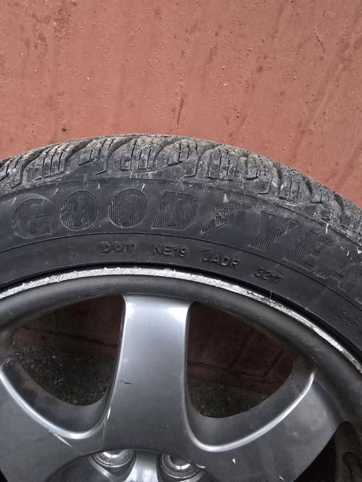 Set 4 Anvelope Goodyear 195/55/16 + Jante