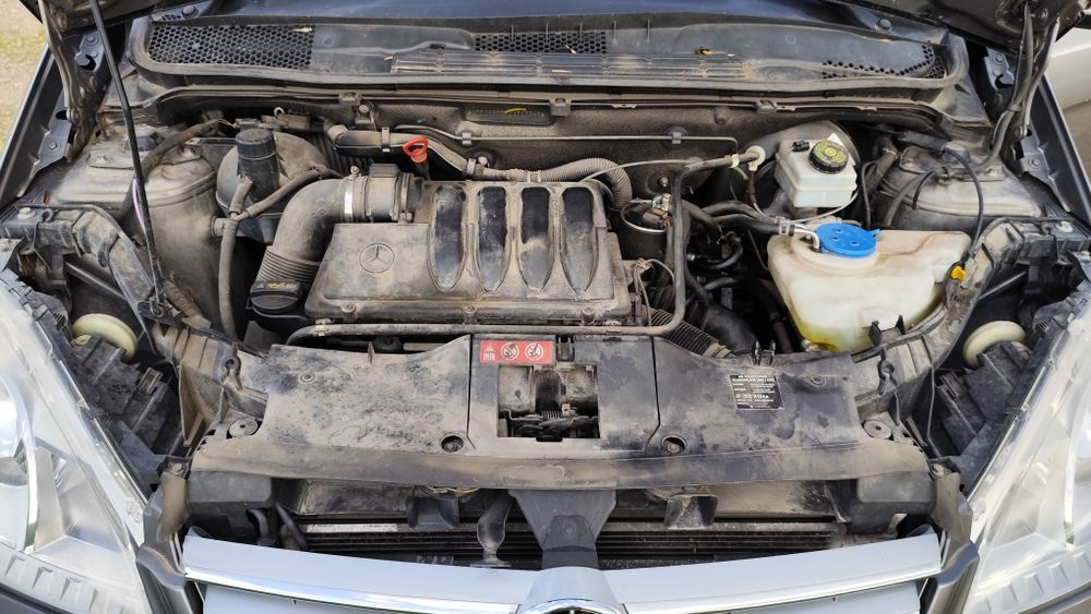 Изключително запазен Mercedes A180 Elegance автоматик