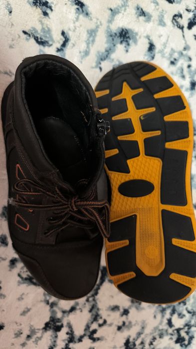 Продается обувь на мальчика