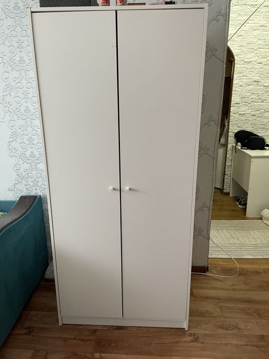 Продам шкаф ИКЕЯ, диван эмбавуд