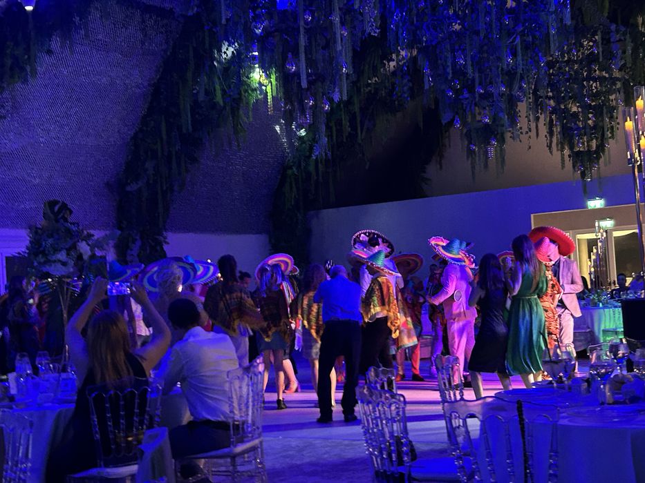 ***Fum Greu Dansul Mirilor***