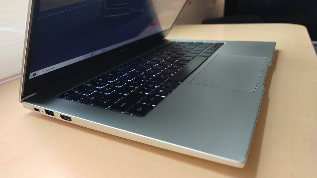 Laptop Huawei D14_Ryzen 5_SSD_14"IPS FHD --ca NOU