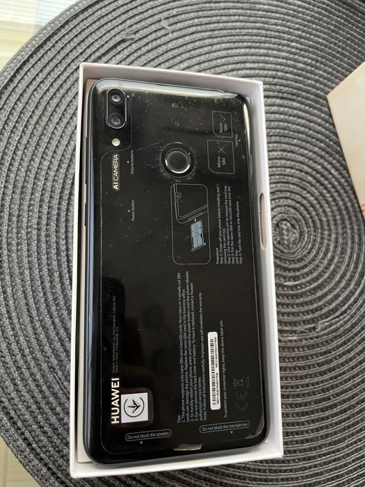 Huawei Y7 2019 *Пукнат Дисплей*