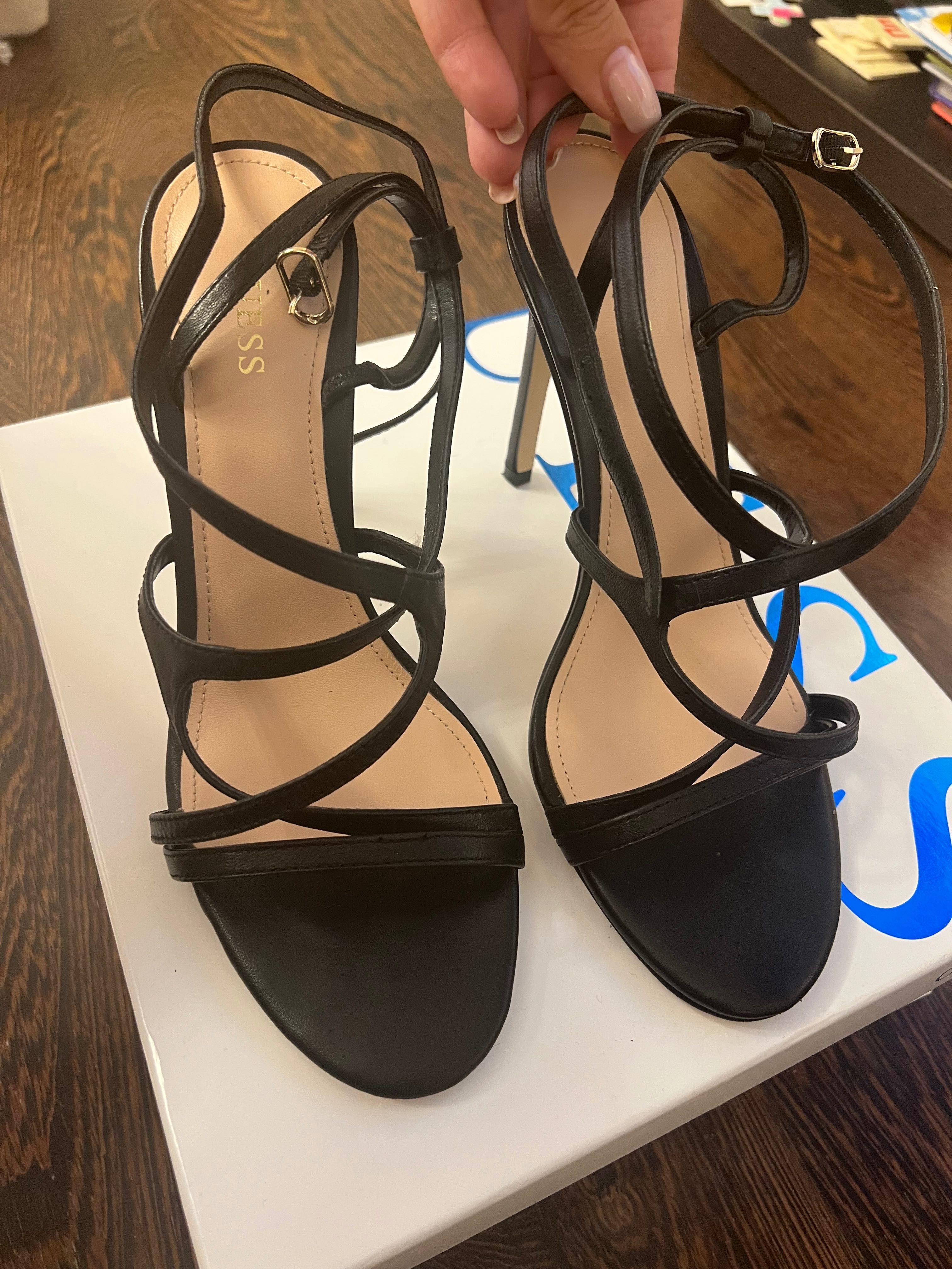Елегантни Сандали Guess Нова цена