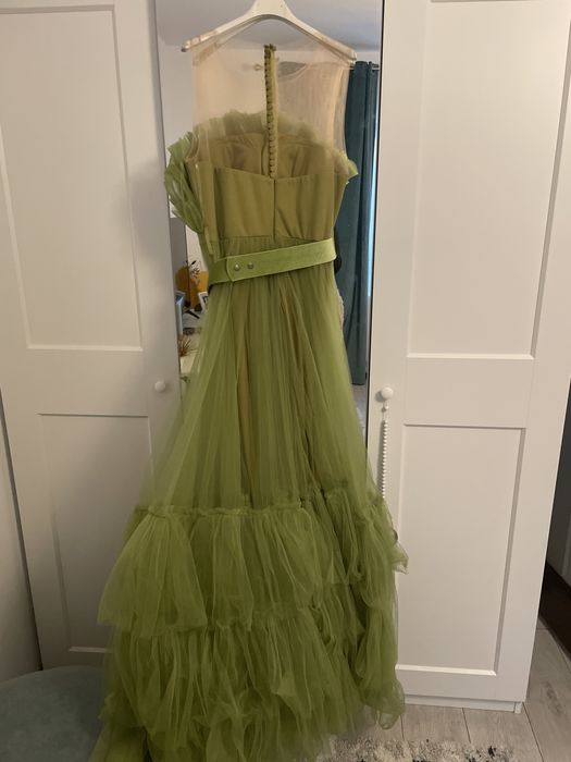 Vand rochie de ocazie