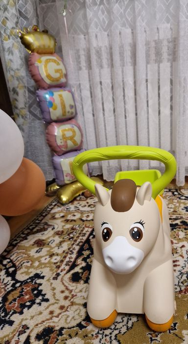 Ponei Ride-on Little Smoby cu remorca