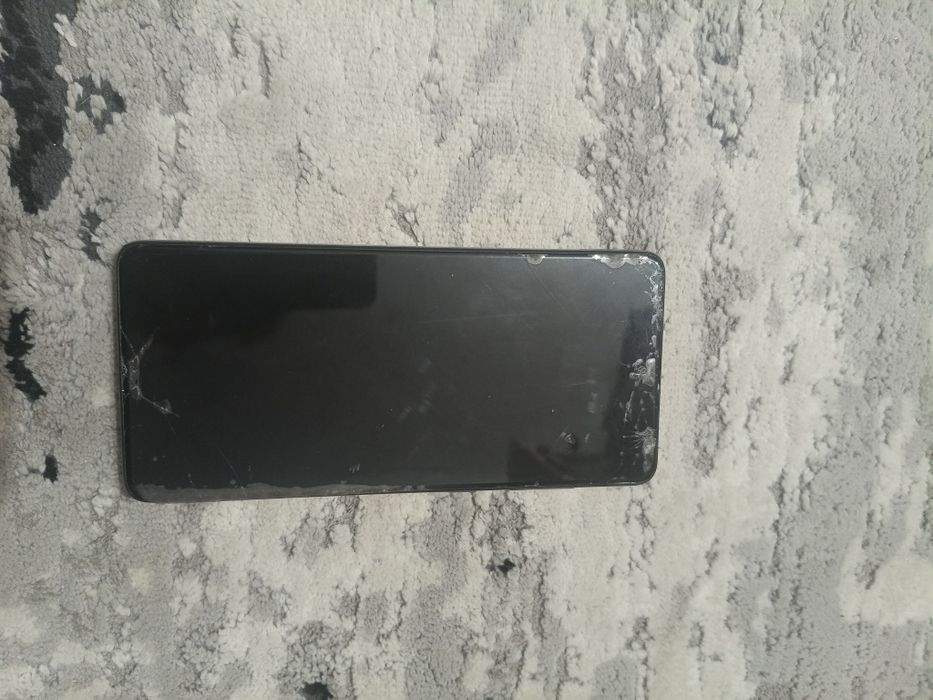 Продам телефон самсунг