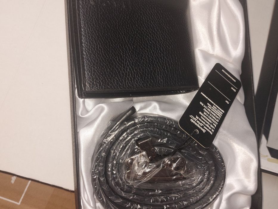 Луксозен мъжки комплект - портфейл и колан