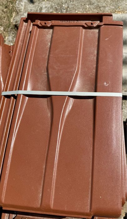 Vand aerisiri si laterale st/dr tondach tango plus  noi