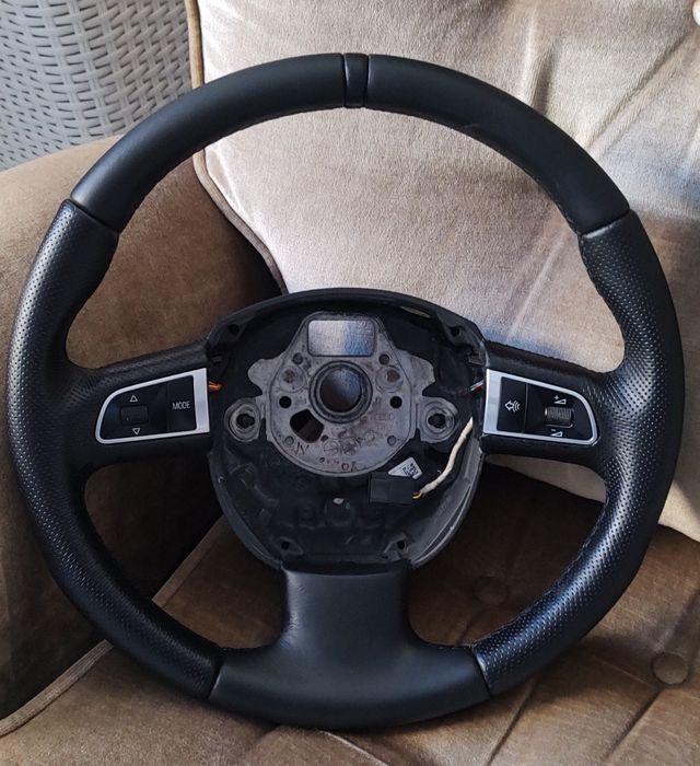 Retapițare volane.Volane custom.Volane din piele naturală.Huse volane.