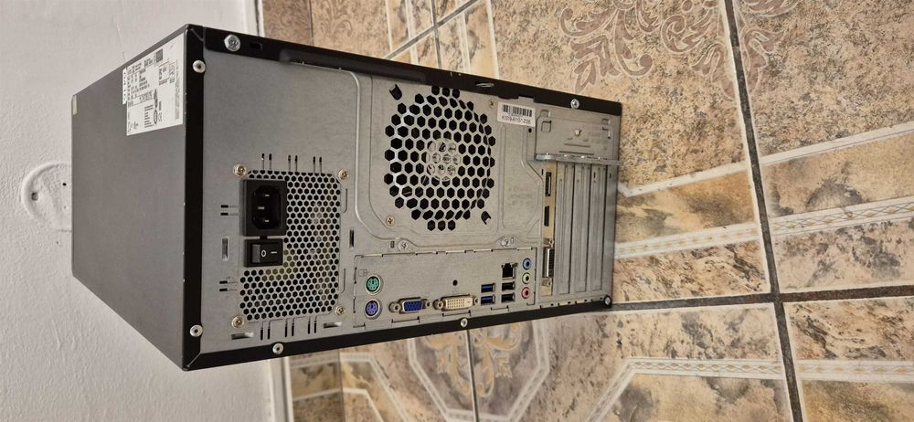 unitate PC Fujitsu Esprimo P420 I5 4690 16GB RAM GT640 HDD250gb