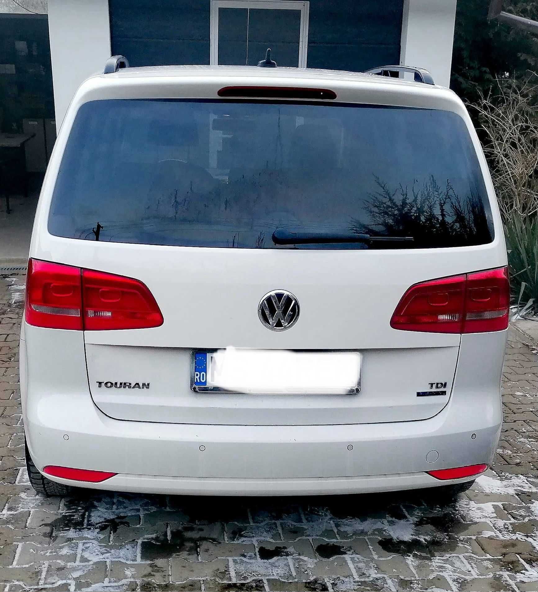 Vând  Volkswagen Touran