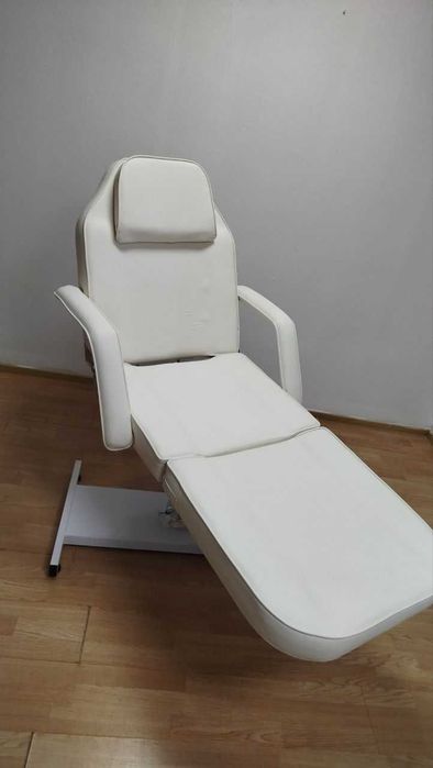Кресло кушетка для салона красоты