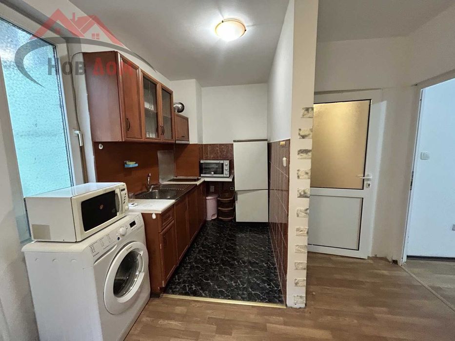 Продава се Двустаен апартамент в Велико Търново, Център - 71 кв.м за 1620 €/кв.м - Снимка #2