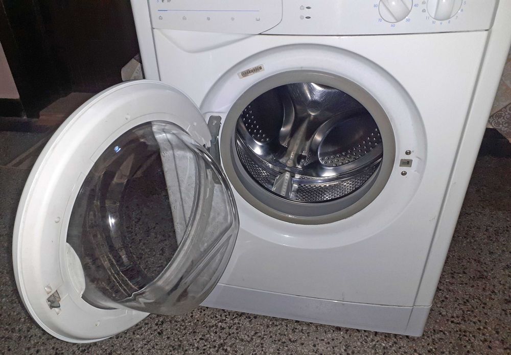 Пералня indesit WIN 600