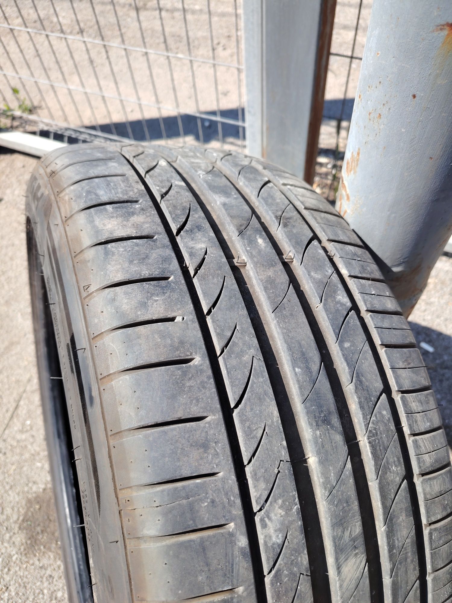 Гуми спорт пакет 235/45/20-255/40/20