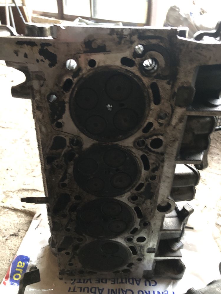 Vand piese sharan si ford tranzit2013 euro 5 motor 2.2