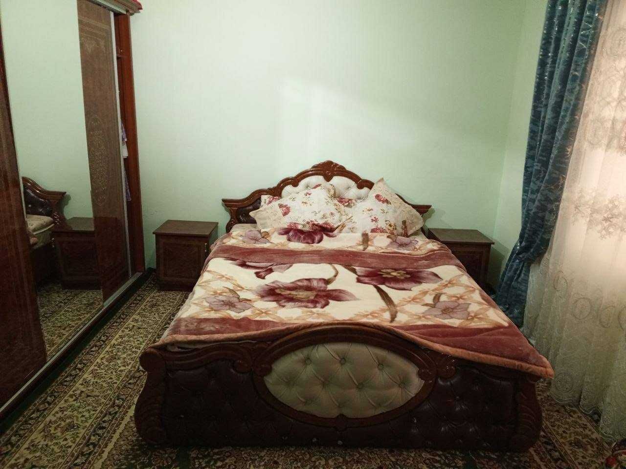 Xovli uy sotiladi