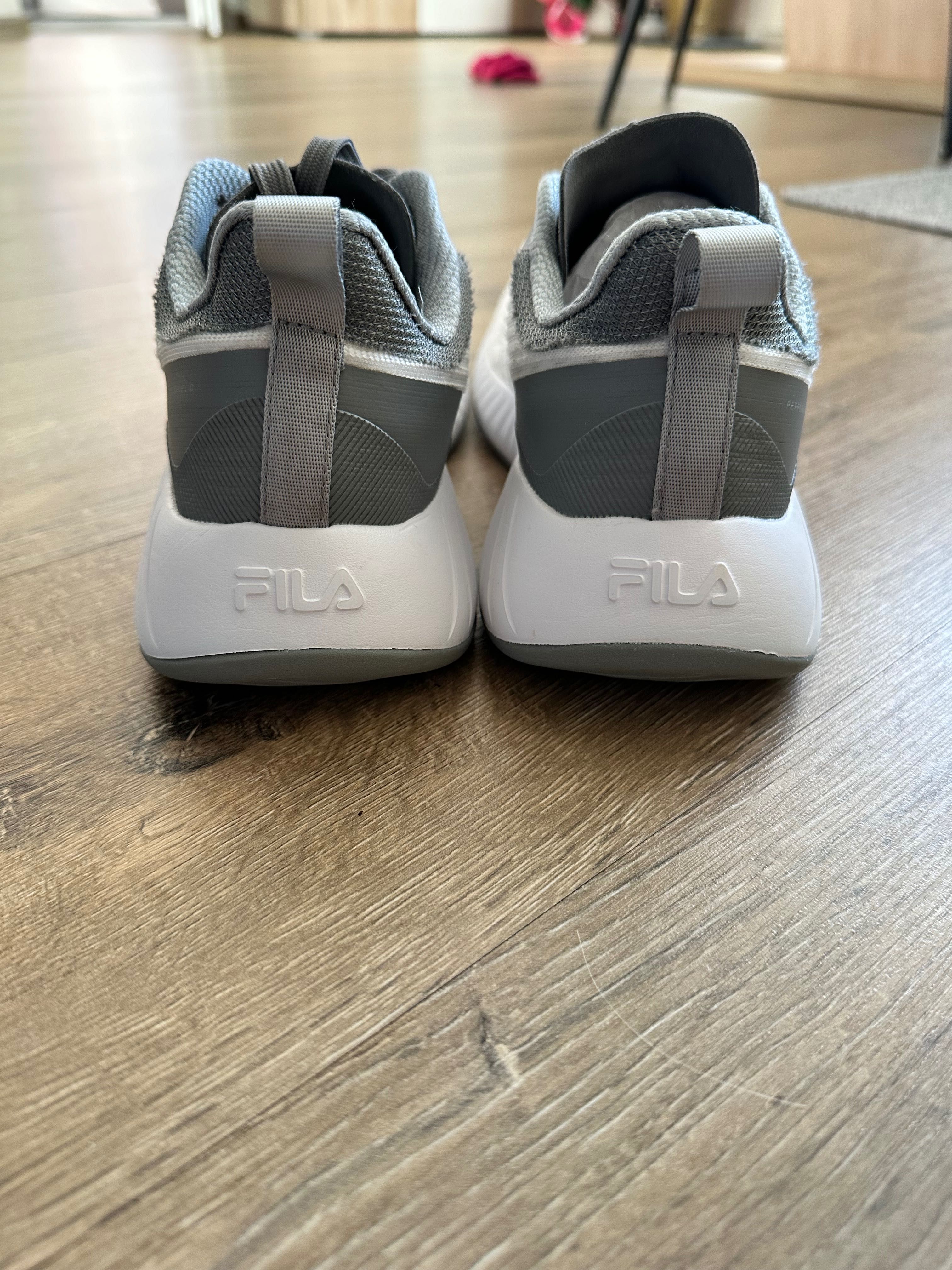 Спортни обувки Fila, 38 номер