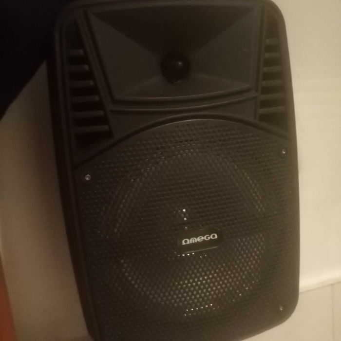 Boxă portabilă la super pret!Anunt valabil pana vineri