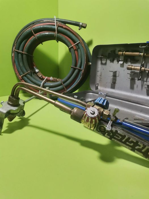 Trusa taiere și sudura profesionala cu cărucior și compas, și furtune