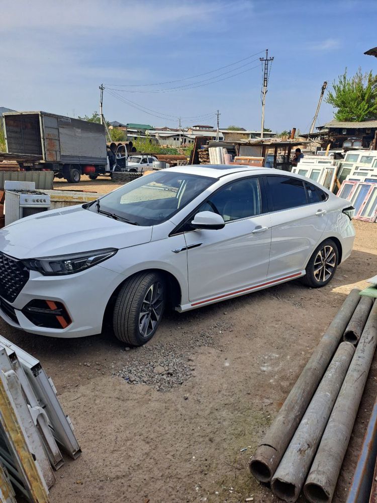 Cherry Arizzo6 Pro 1.5T srochna sotiladi