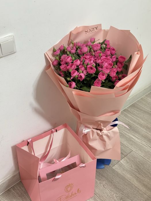 букет цветы кустовые