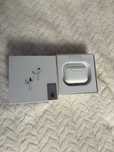 AirPods Pro (gen. 2) cu carcasa de incarcare MagSafe