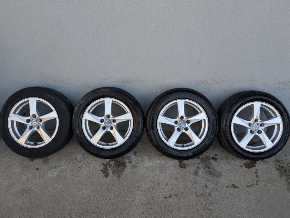 Jante HERA 16" Volvo V40 S60 V60 S80 V70 S40 V50 C30 C70 Cod: 31423046
