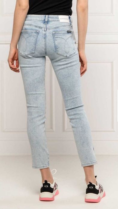 Дънки Calvin Klein