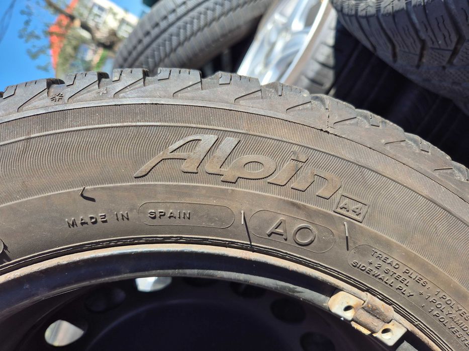 Roti Jante Anvelope IARNA 185/60/15 - OEM Audi A1 VW Polo Skoda Rapid