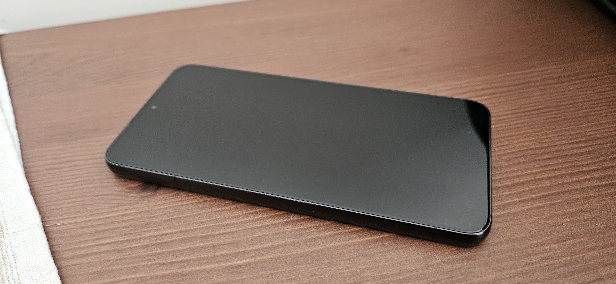 Galaxy S22 S901B/DS 256GB черен