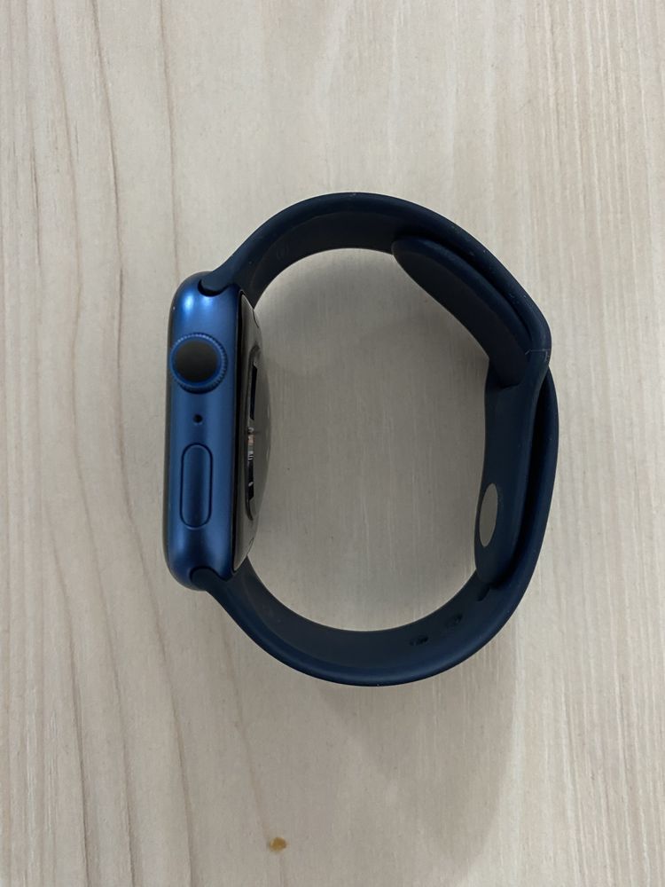 Apple Watch 7, 45мм