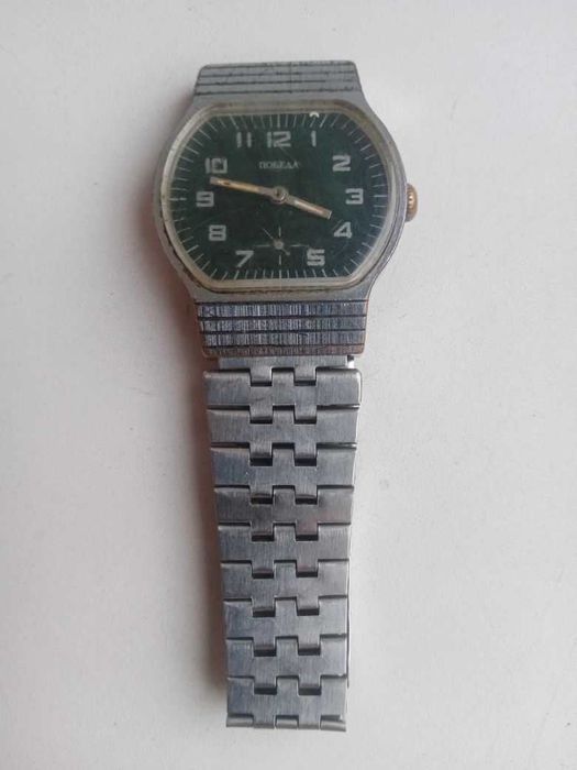 Продам часы мужские "Победа" СССР.