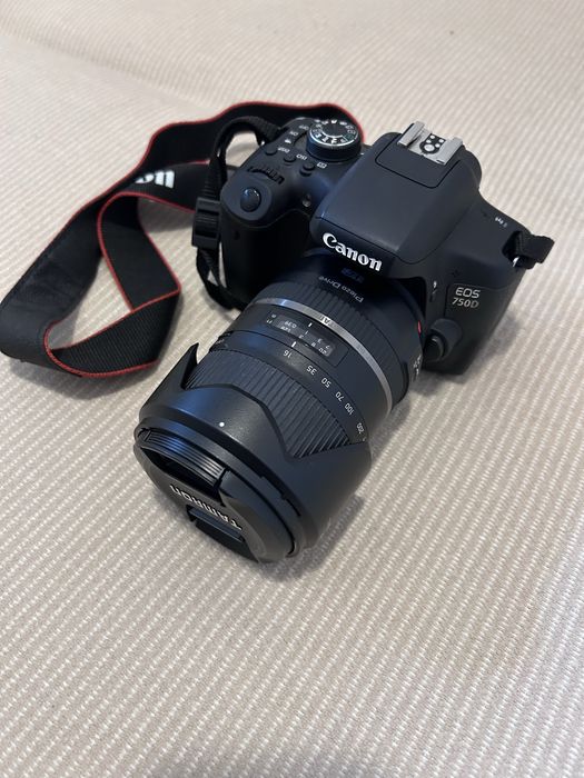 Canon 750 D ,aproape nou