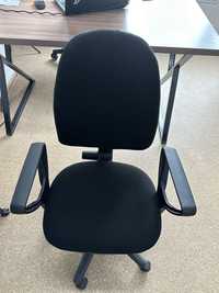 Офисные кресла 3 шт за 20000