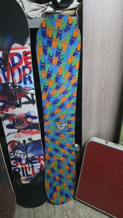 Placa Burton Hate 148cm cu legaturi Burton freestyle