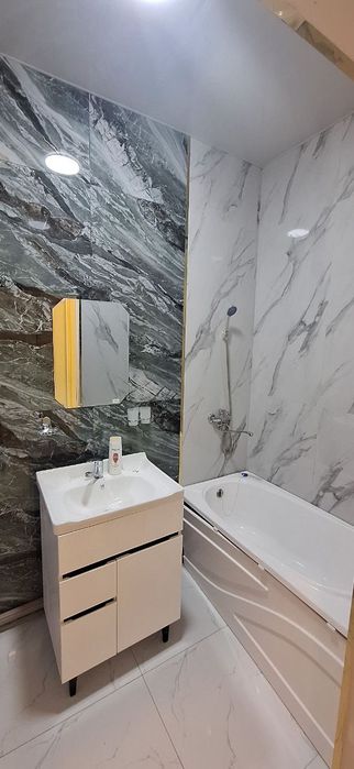 Юнусабад 8 квартал. Продается квартира 2/1/11