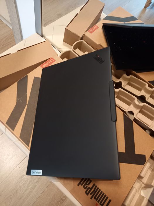 Thinkpad T14 Gen 5, Ultra 5, 32Gb, 512SSD