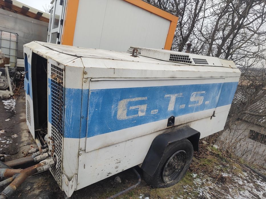 Compresor de 17 m cubi schimb cu auto