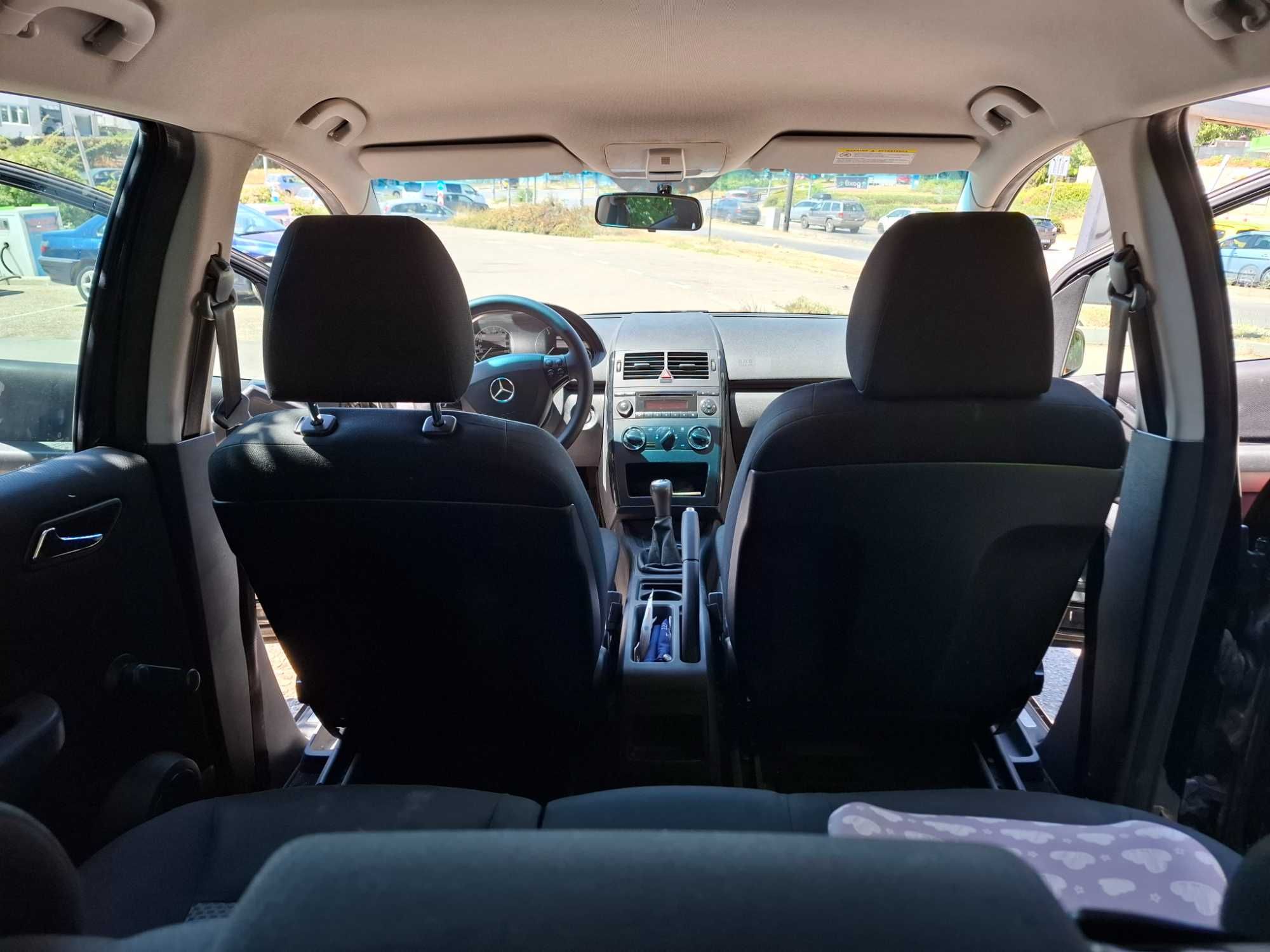 Продавам Mercedes-Benz A 180