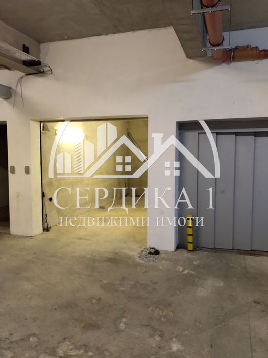 Продава се Гараж / Паркомясто в София, Център - 18 кв.м за 2556 €/кв.м - Снимка #1