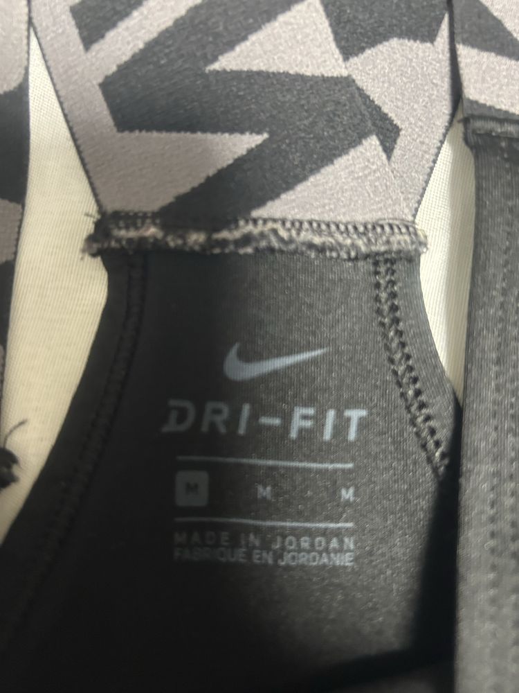 Оригинален потник NIKE и клинове NIKE i PUMA
