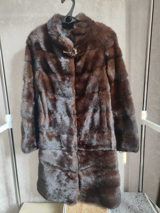 Продам норковую шубу!