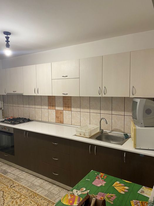 Vand apartament 3 camere