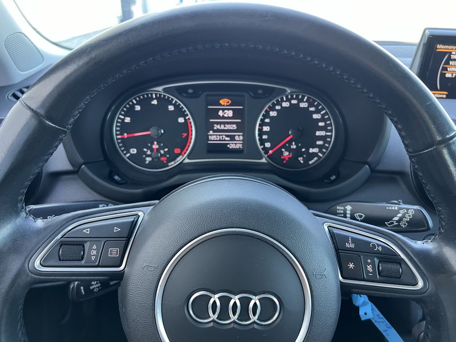 Audi A1 1.0 TFSI Intense