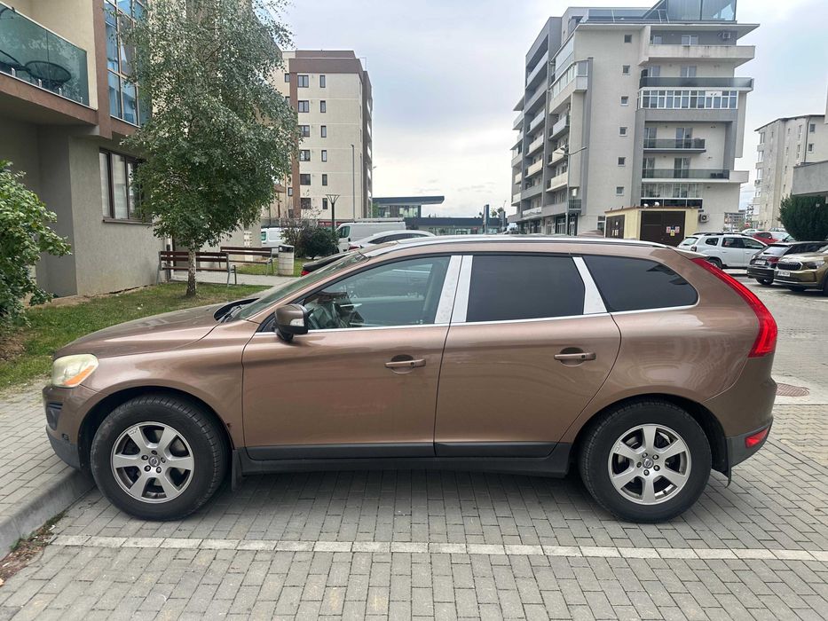 Volvo XC 60 2010 Summum  D5 2.4 diesel 205 cai