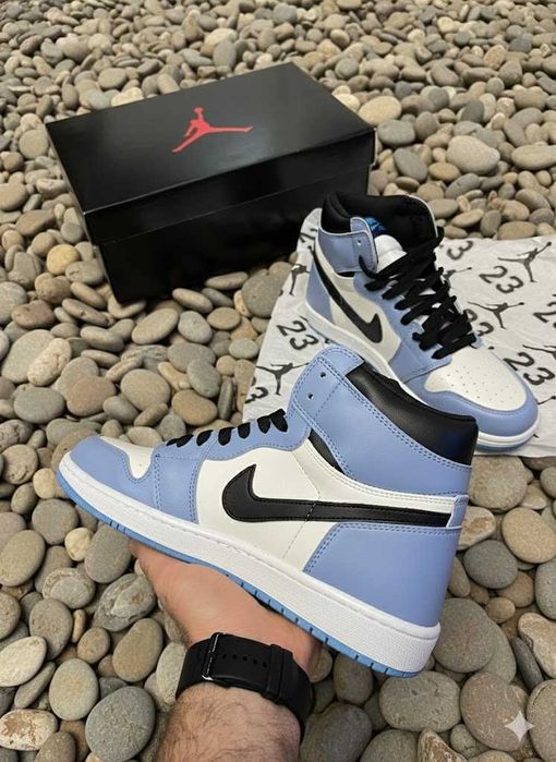 JORDAN 1 High University Blue